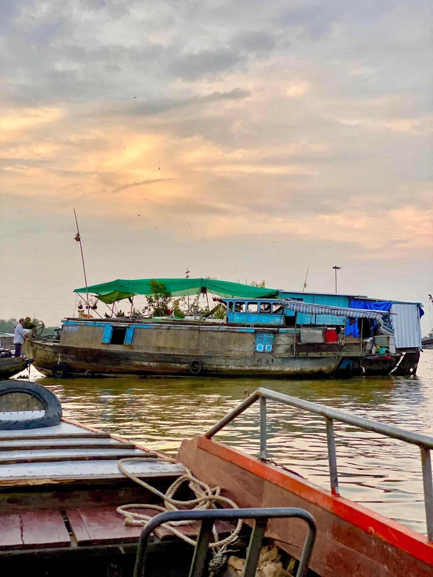 Hometravel Mekong Can Tho Buitenkant foto